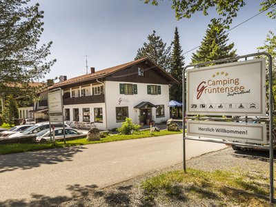 Rundgang durch den Camping-Platz